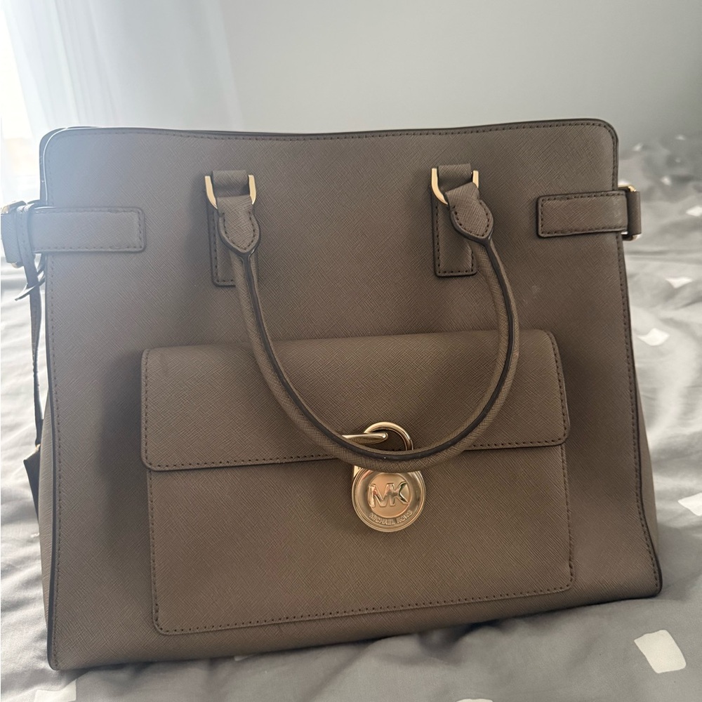 Michael Kors Hamilton Tan Saffiano Leather Satchel Tote Bag Gold Lock